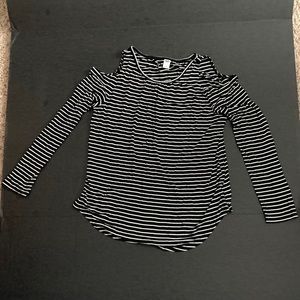 Medium Black and White striped shoulder-less top